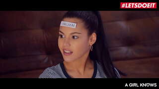 #LETSDOEIT - Sicilia Modell, Apolonia och Katana - ASIEN TONÅRING FÖRSÖKER LESBISKT SEX MED HENNE BESTIES