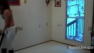 Exhibitionist کے مسح کے لئے ننگی ، بھنگی ، جو سکرٹید!